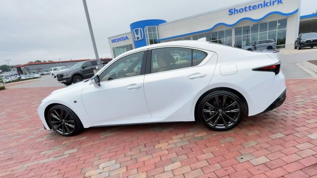 Used 2025 Lexus IS 350 F Sport RWD image 7