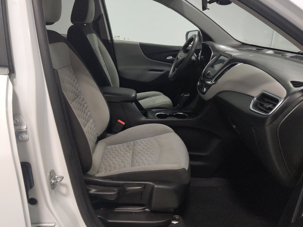 Used 2021 Chevrolet Equinox LT FWD image 21