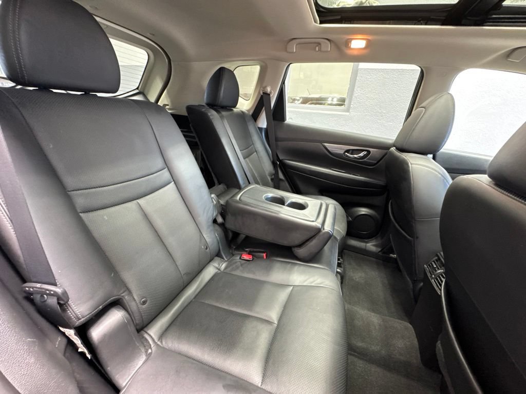 Used 2015 Nissan Rogue SL w/ SL Premium Package AWD/4WD image 24