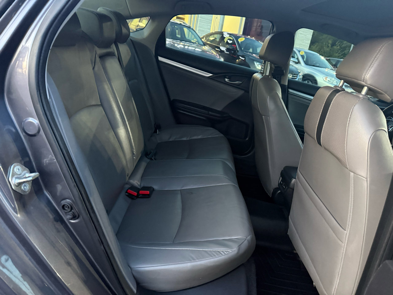 Used 2017 Honda Civic Touring image 11