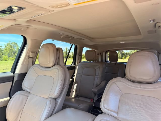 Used 2020 Lincoln Aviator Reserve w/ Equipment Group 202A AWD/4WD image 13