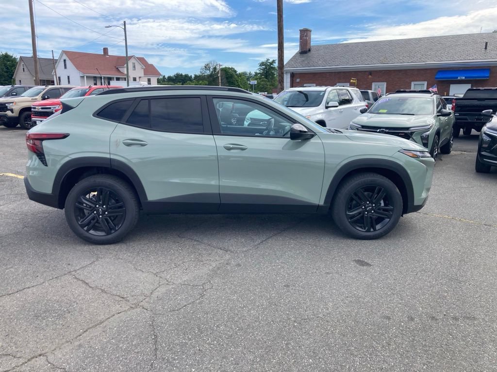 New 2026 Chevrolet Trax ACTIV w/ Driver Confidence Package FWD image 24