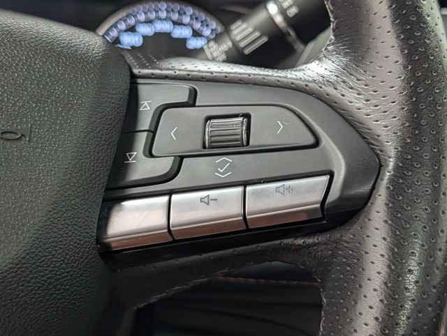 Used 2022 Cadillac XT4 Sport w/ Enhanced Visibility Package AWD/4WD image 22