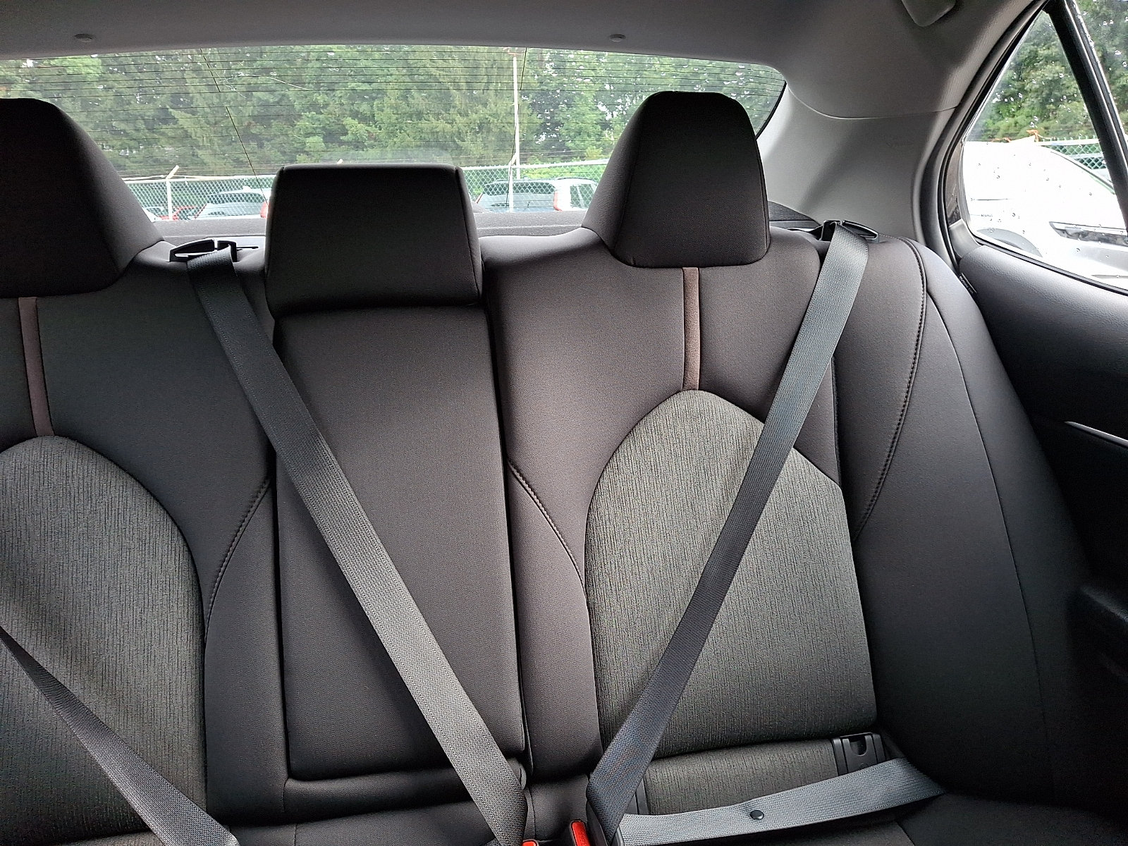 Used 2019 Toyota Camry LE FWD image 20