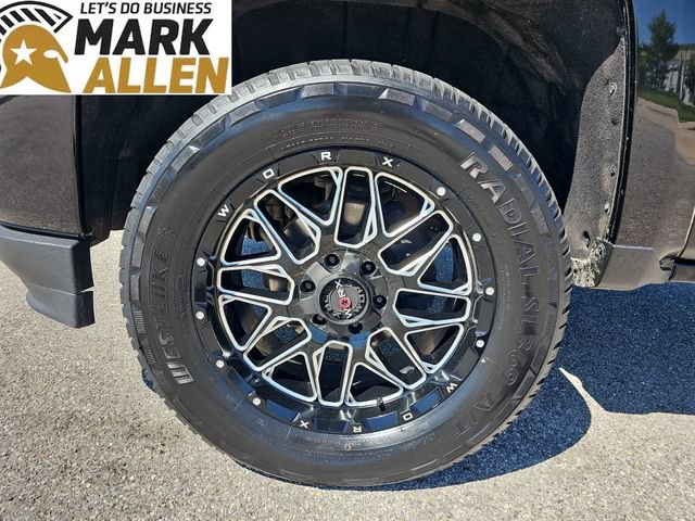Used 2018 Chevrolet Silverado 1500 Custom w/ Texas Edition AWD/4WD image 32