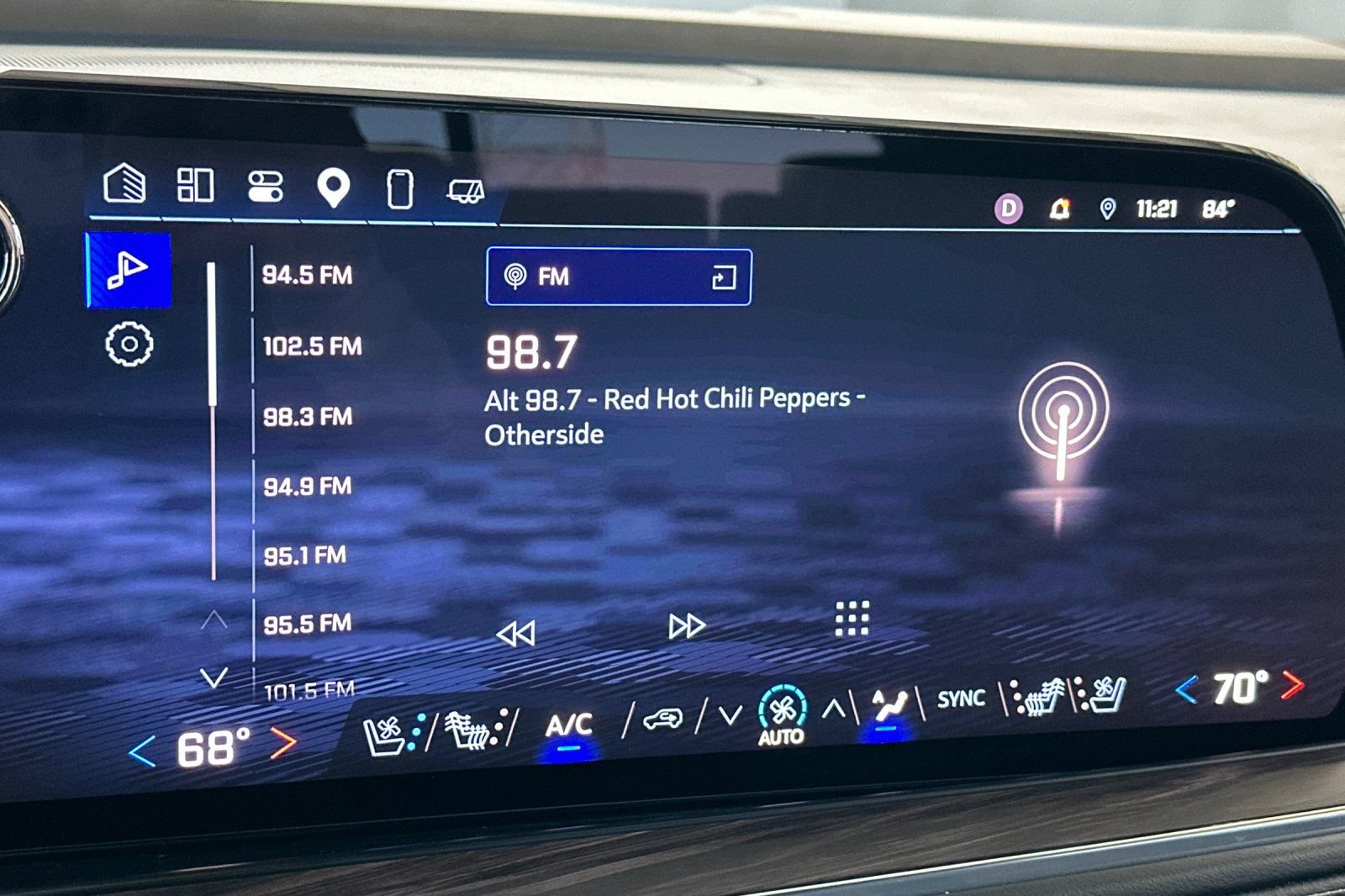 Certified 2025 Chevrolet Tahoe Premier AWD/4WD image 27