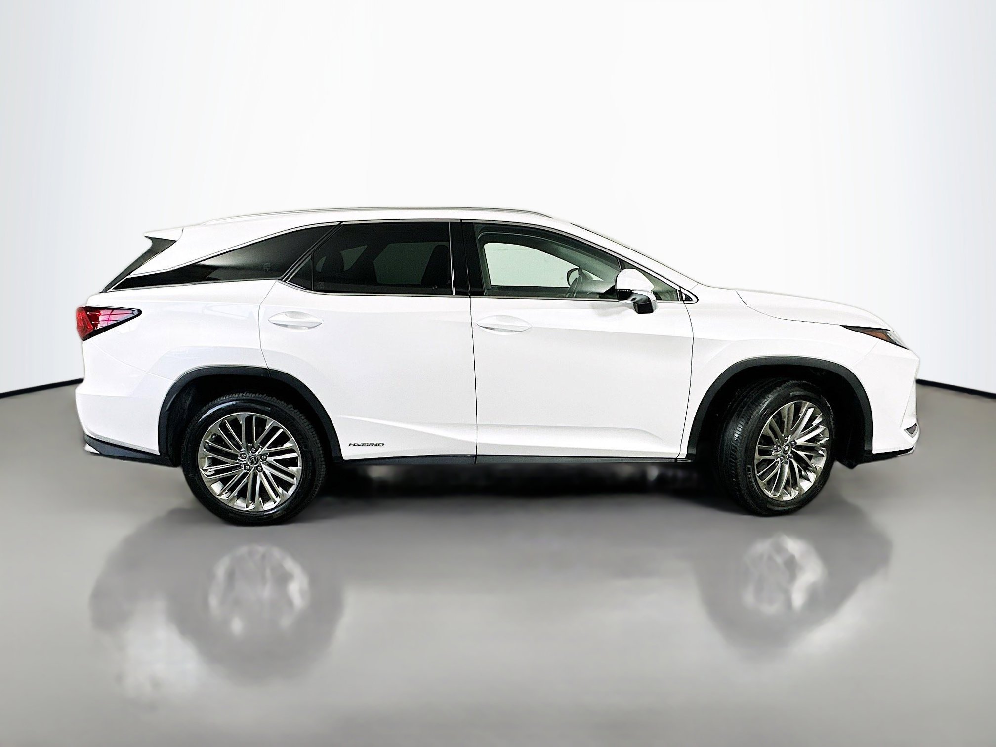 Used 2021 Lexus RX 450hL Luxury w/ Cold Area Package (CK) image 8