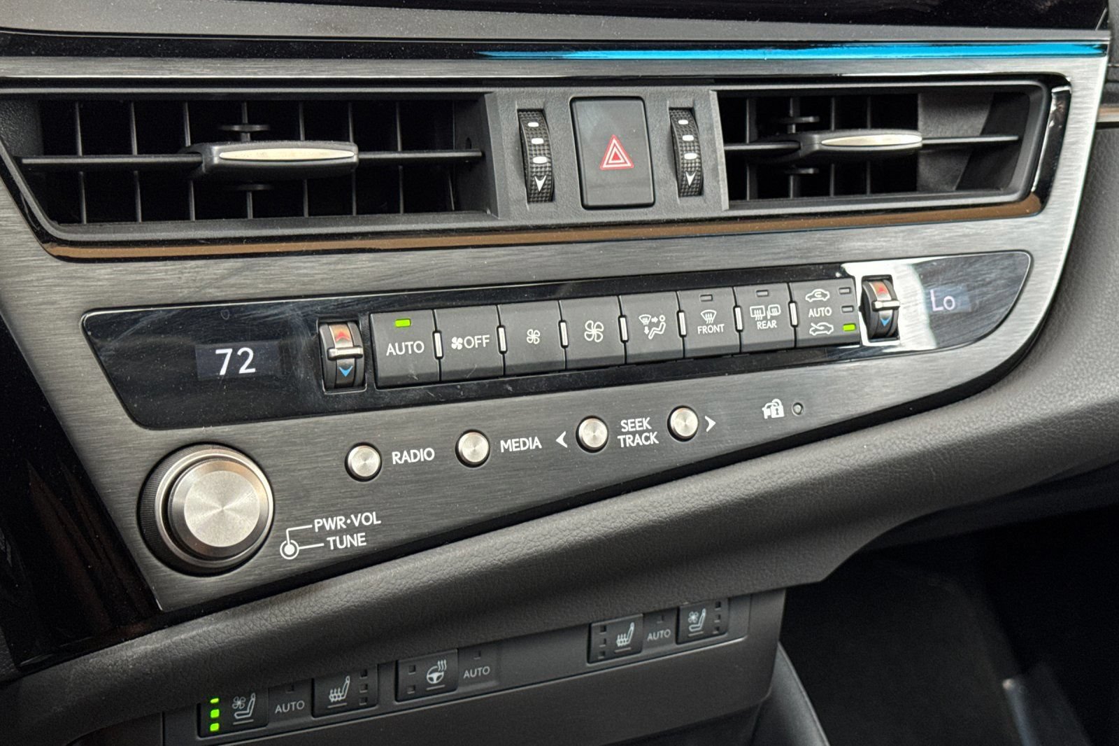 Certified 2024 Lexus ES 350 w/ Premium Package FWD image 23