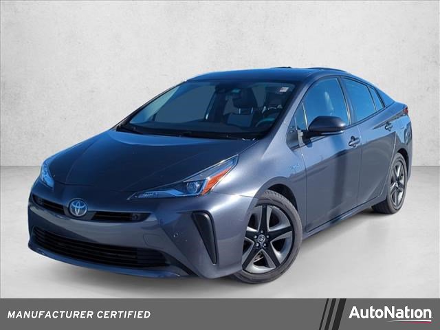 Used 2021 Toyota Prius XLE image 1