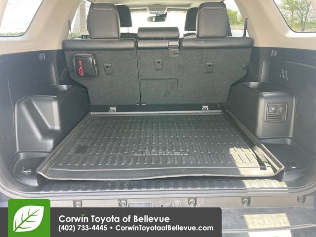 Used 2022 Toyota 4Runner Limited AWD/4WD image 30