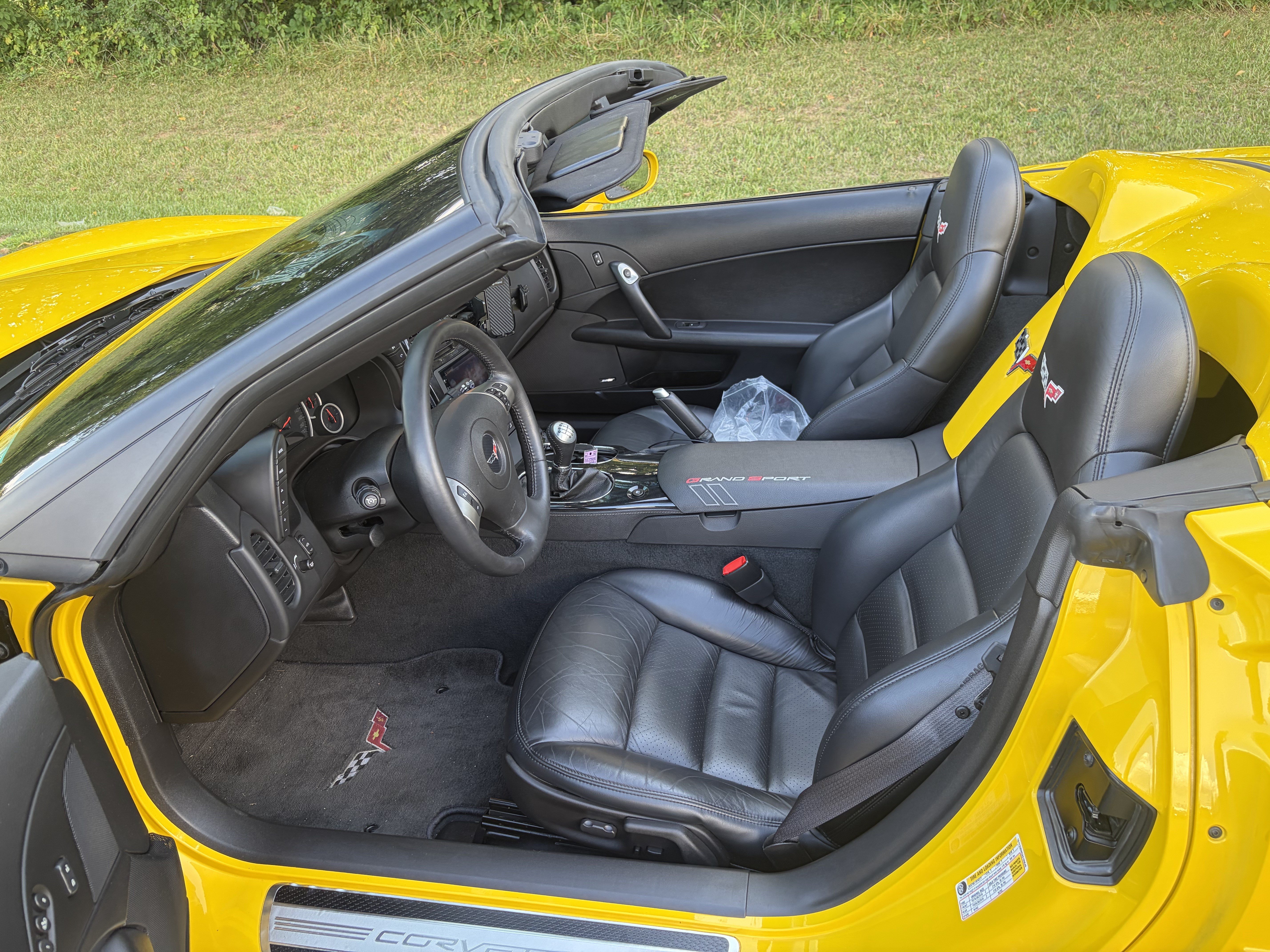 Used 2010 Chevrolet Corvette Grand Sport w/ Preferred Equipment Group RWD image 19