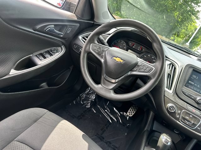 Used 2017 Chevrolet Malibu LS FWD image 18