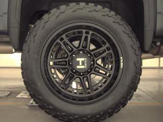 Used 2022 GMC Sierra 2500 Denali w/ Denali Ultimate Package AWD/4WD image 17