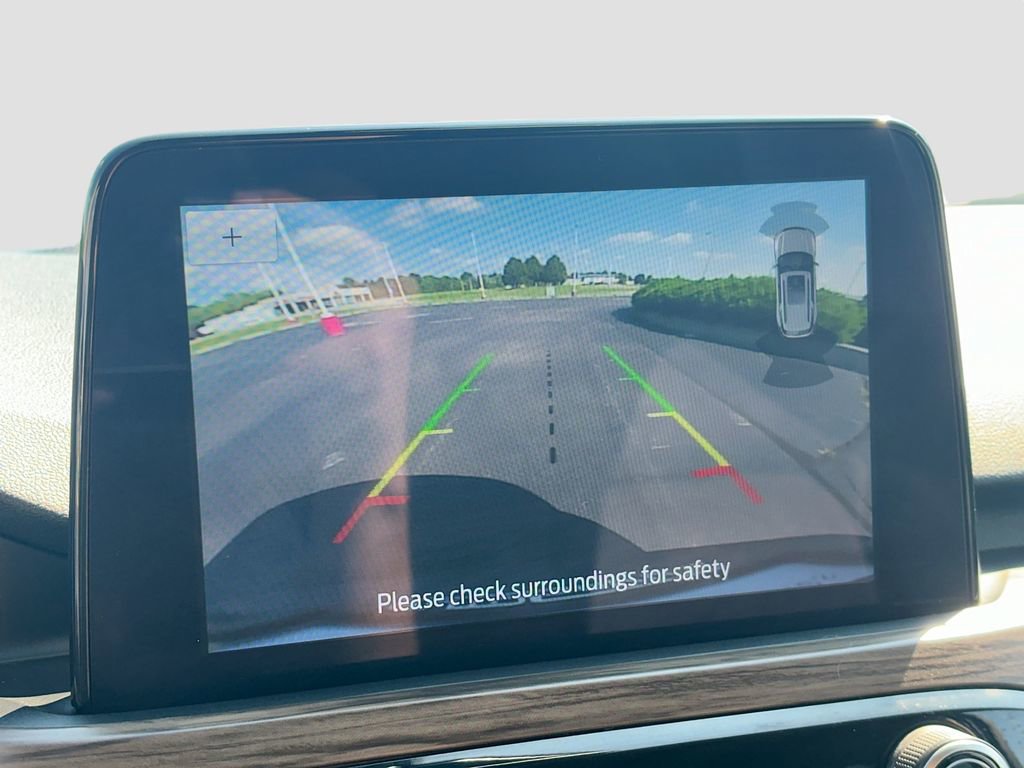 Used 2020 Ford Escape Titanium image 14