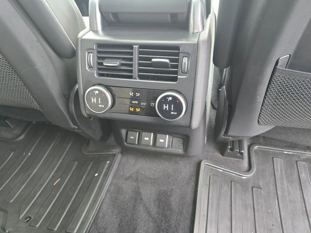 Used 2023 Land Rover Discovery S R-Dynamic image 14
