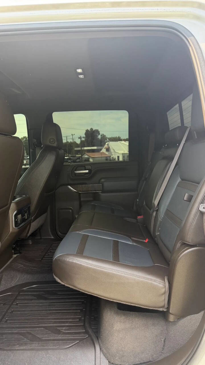 Used 2023 GMC Sierra 3500 Denali w/ Technology Package AWD/4WD image 22