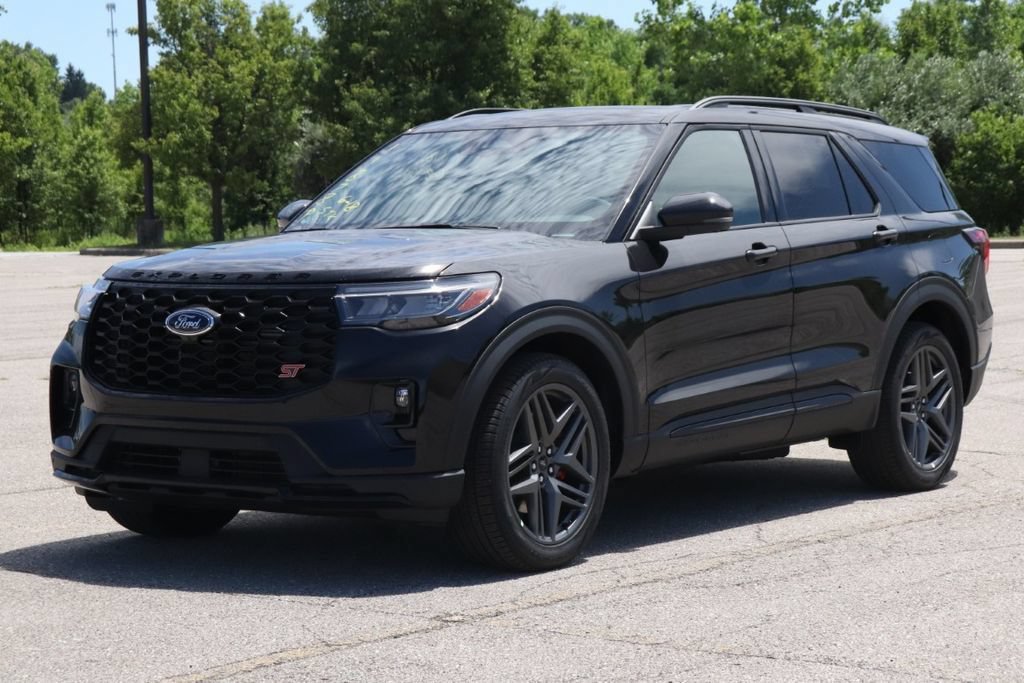 New 2026 Ford Explorer ST w/ Sun And Sound Package AWD/4WD image 4