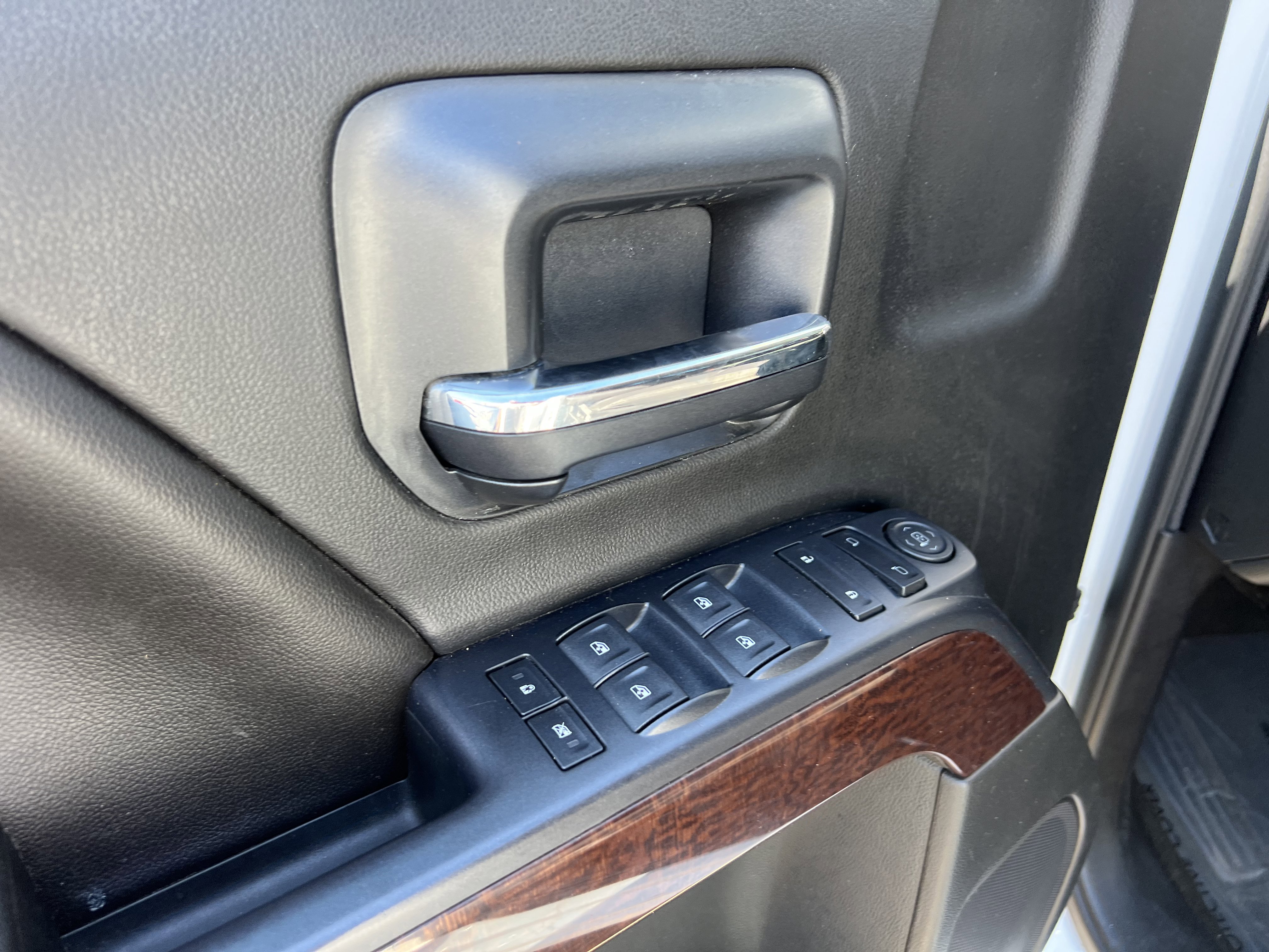 Used 2014 GMC Sierra 1500 SLE w/ SLE Value Package RWD image 15
