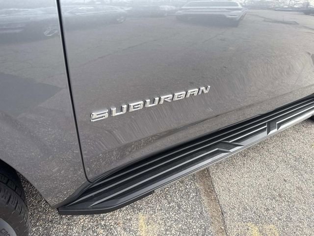 Used 2021 Chevrolet Suburban LT w/ LT Signature Package image 14