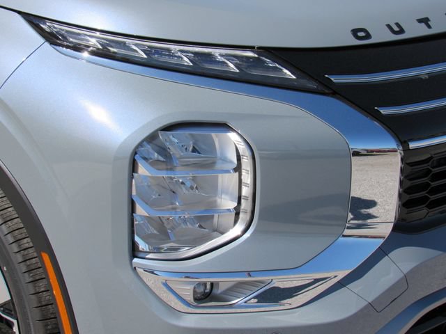 New 2026 Mitsubishi Outlander SEL FWD image 10