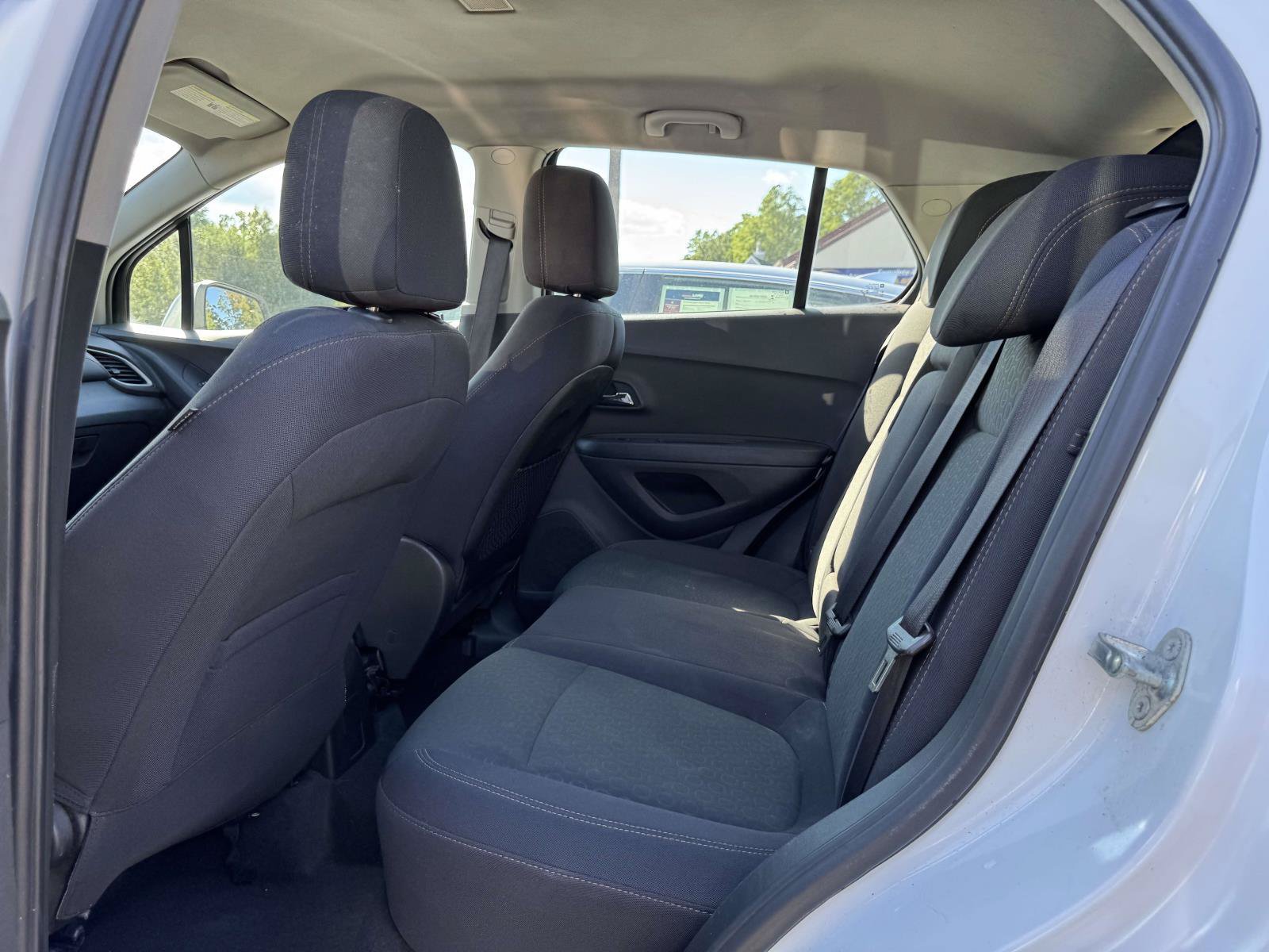 Used 2017 Chevrolet Trax LS AWD/4WD image 7