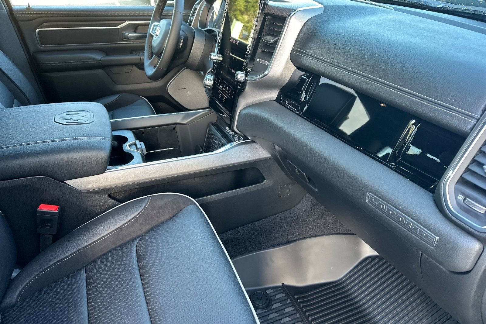 New 2026 RAM 1500 Laramie w/ Night Edition image 18