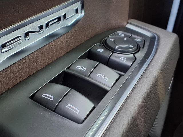 New 2026 GMC Sierra 1500 Denali AWD/4WD image 17