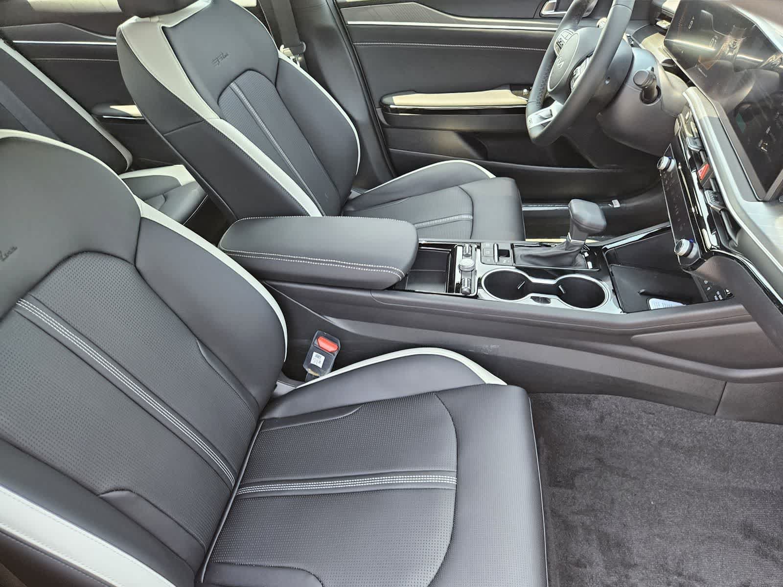 New 2026 Kia K5 GT-Line FWD image 14