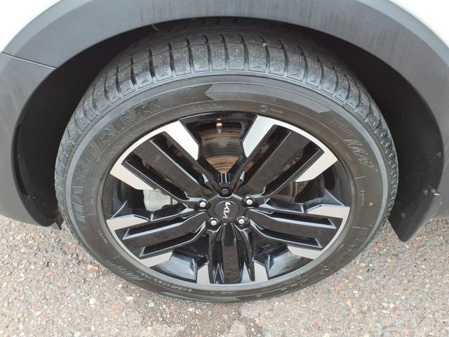Used 2023 Kia Telluride SX AWD/4WD image 9