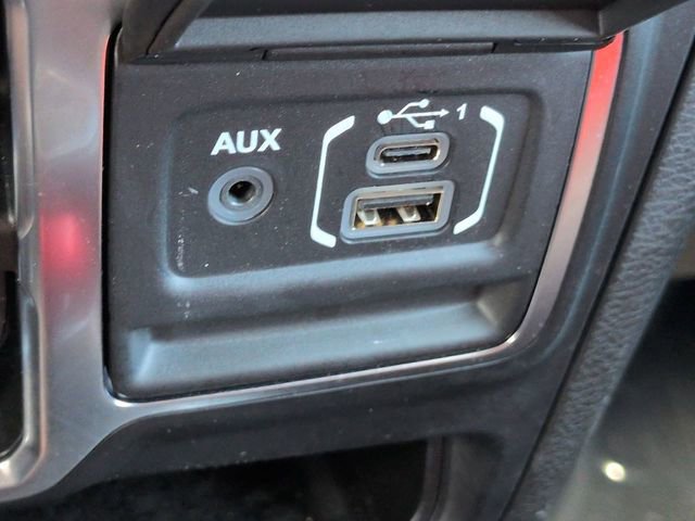 Used 2021 Jeep Gladiator Overland w/ Popular Equipment Package AWD/4WD image 22