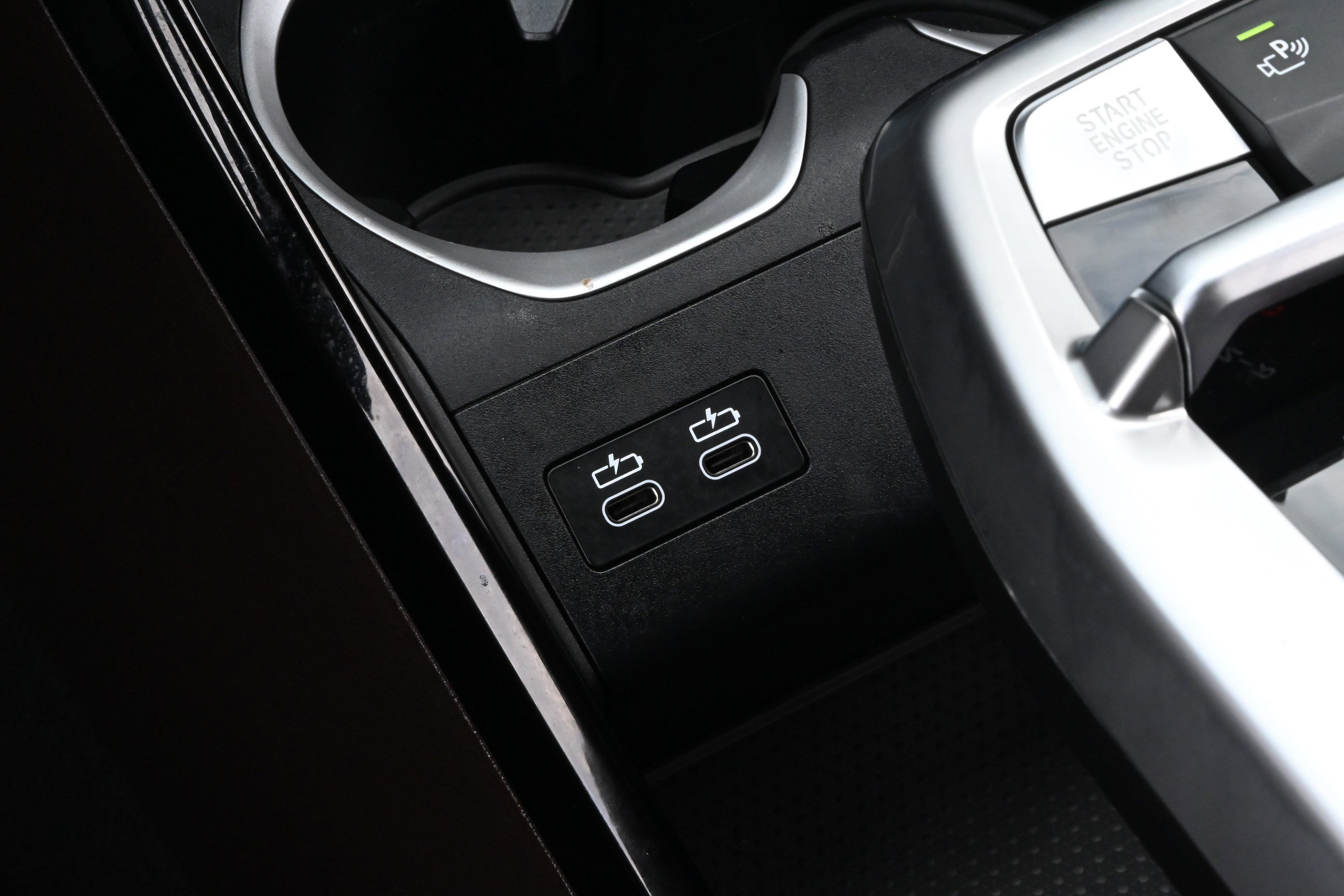 Certified 2025 BMW X1 xDrive28i w/ Technology Package image 37