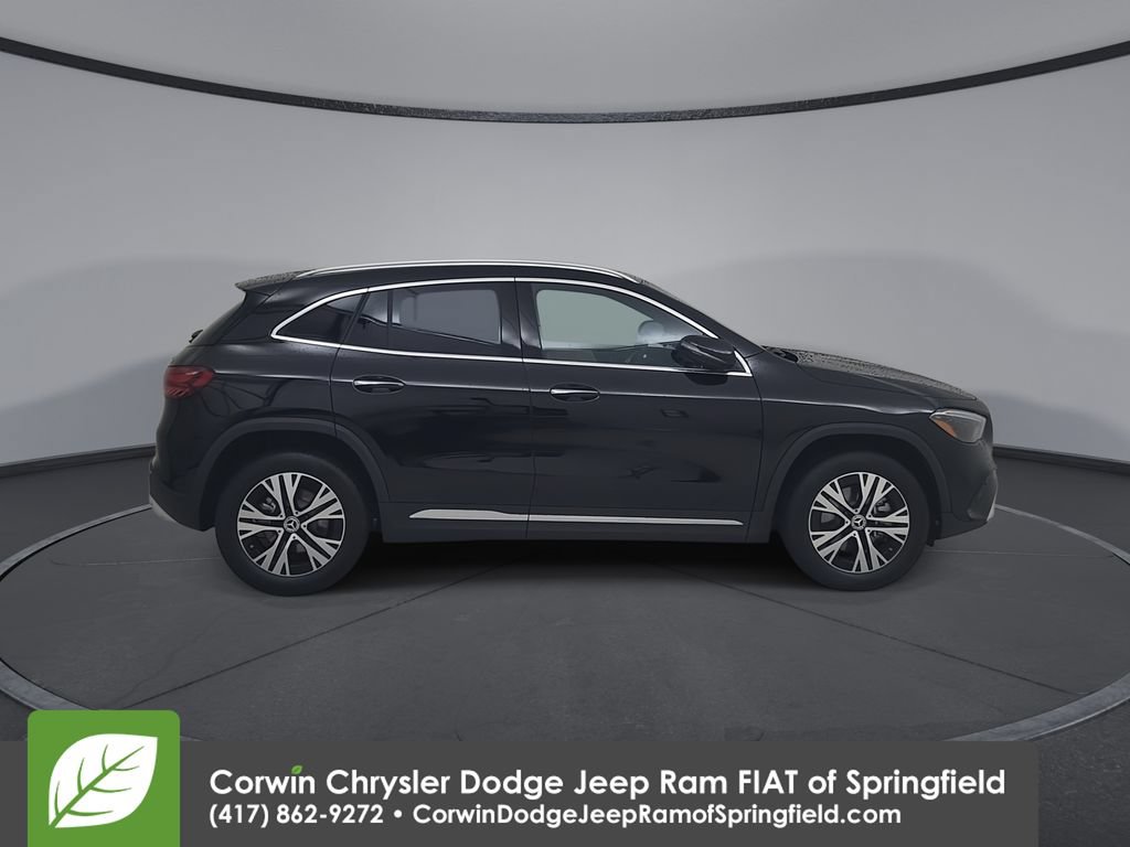 Used 2025 Mercedes-Benz GLA 250 4MATIC image 17