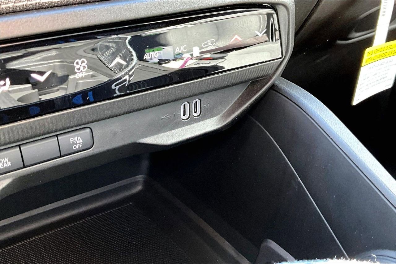 New 2026 Jeep Cherokee Laredo image 24