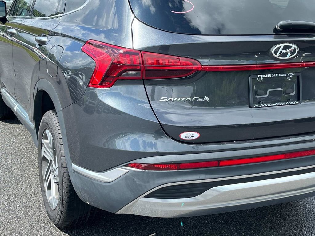 Used 2022 Hyundai Santa Fe SEL w/ Convenience Package image 5