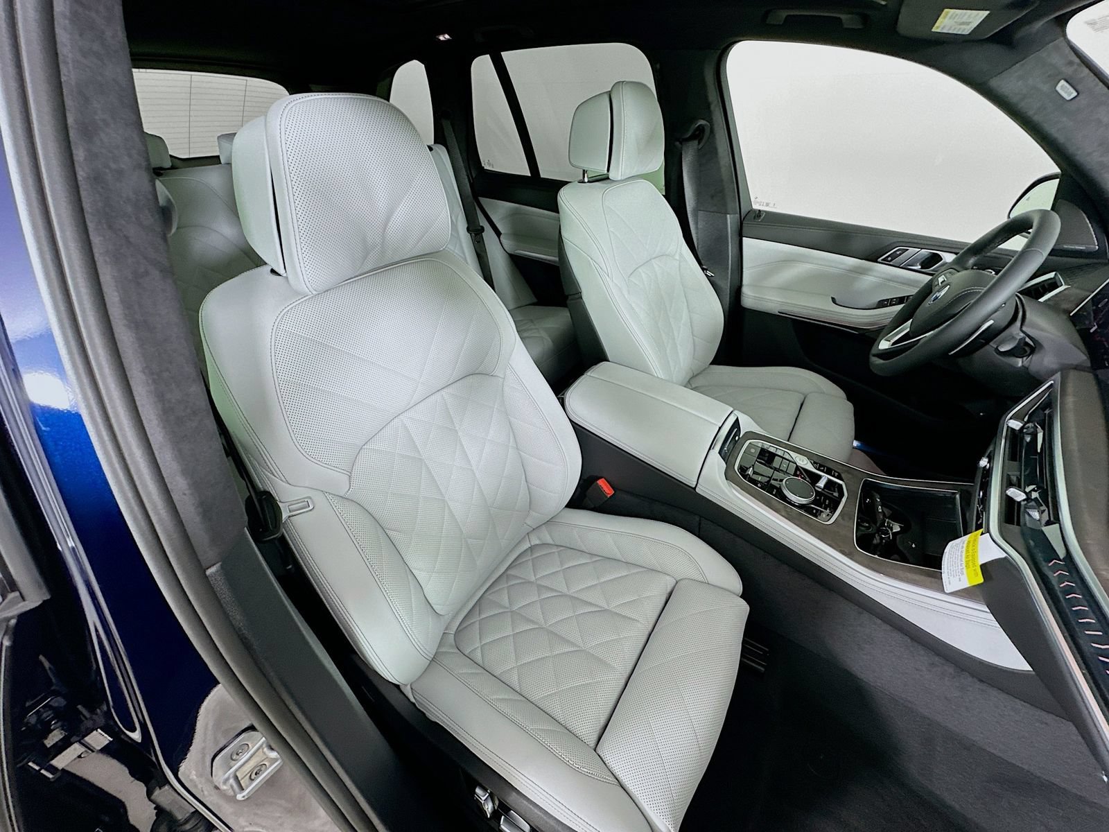 New 2026 BMW X5 xDrive50e AWD/4WD image 44