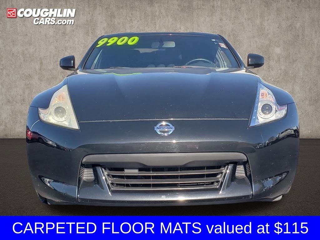 Used 2009 Nissan 370Z Coupe image 2