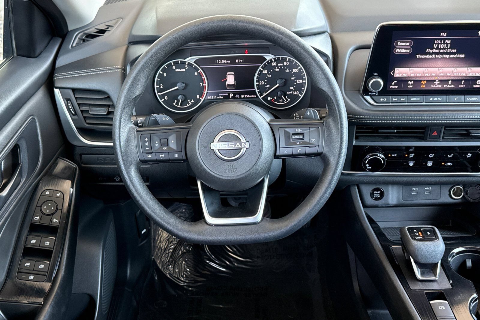 Used 2024 Nissan Rogue S FWD image 18