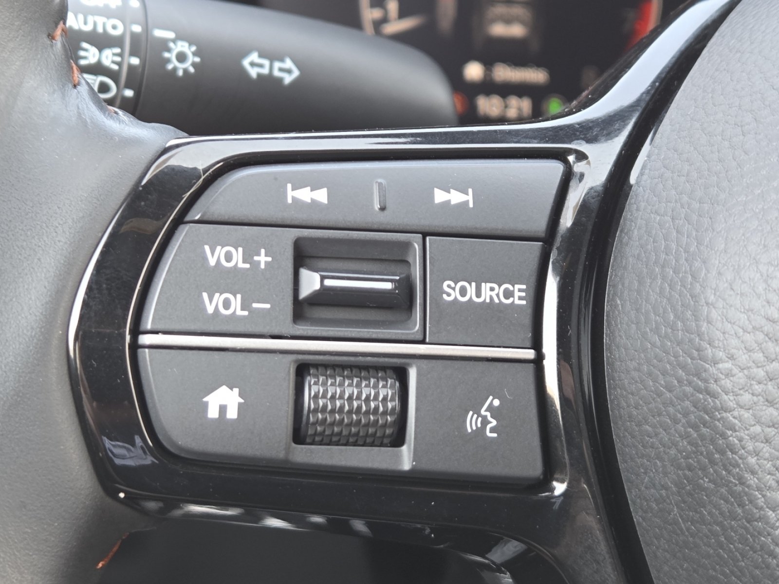 Used 2024 Honda HR-V Sport image 32