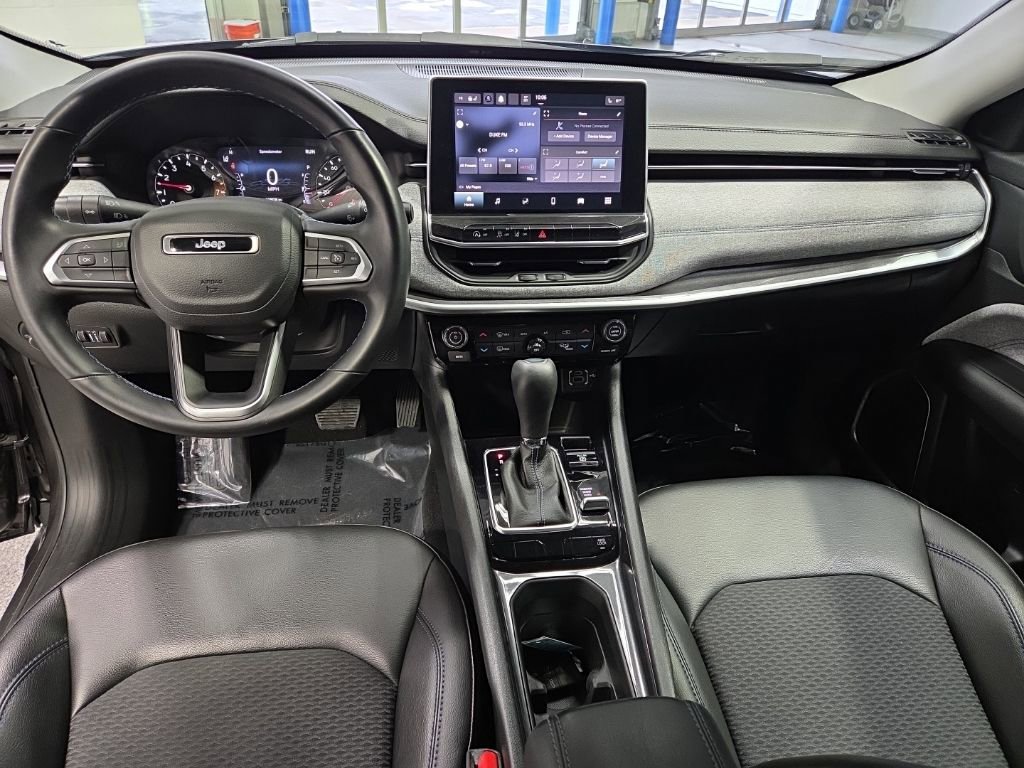 Used 2022 Jeep Compass Latitude w/ Convenience Group image 11