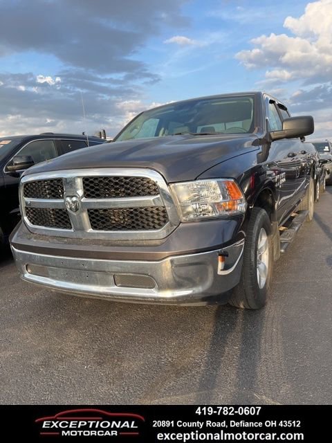 Used 2019 RAM 1500 Classic SLT AWD/4WD image 1