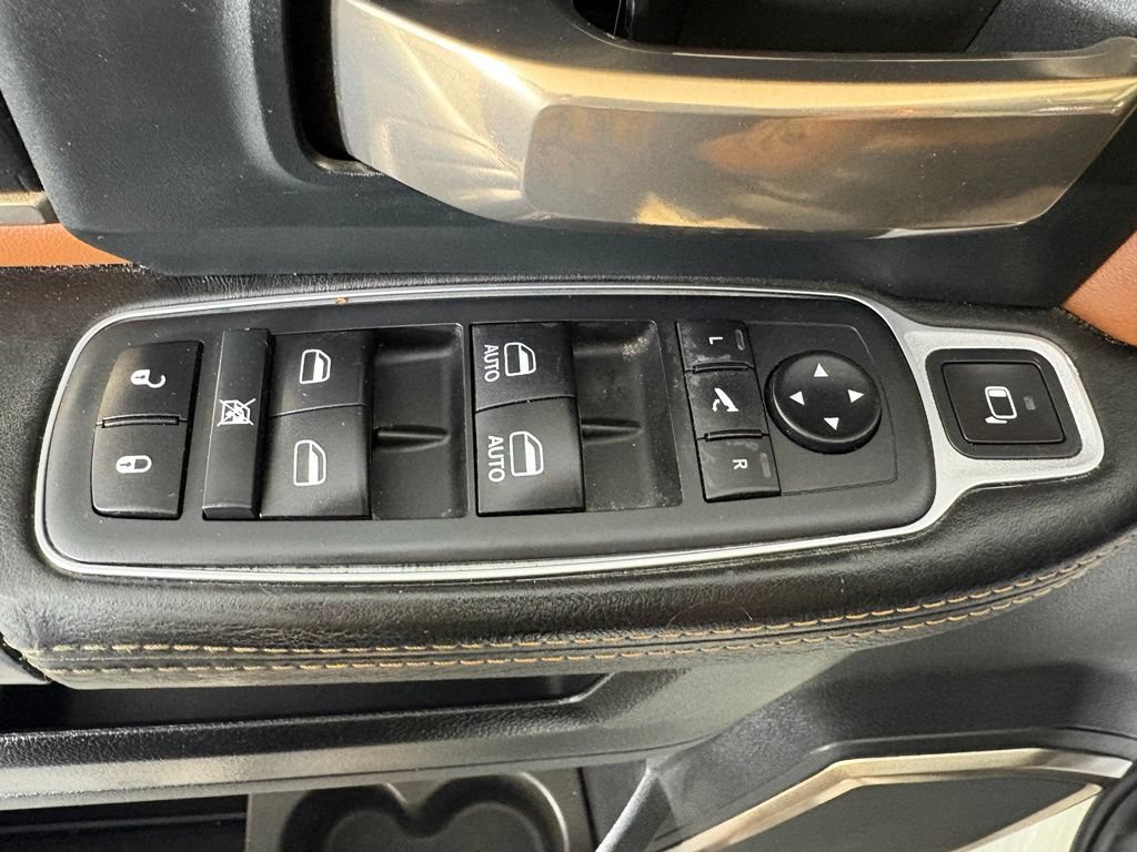 Used 2019 RAM 3500 Limited AWD/4WD image 16