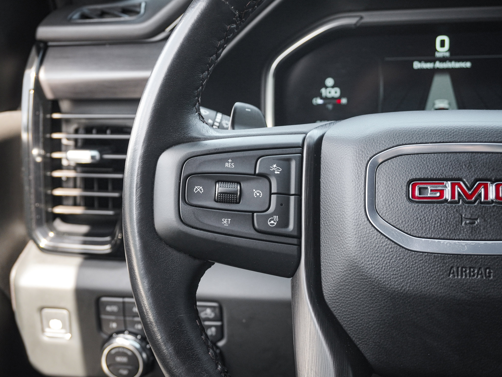 Used 2024 GMC Sierra 1500 AT4X image 18