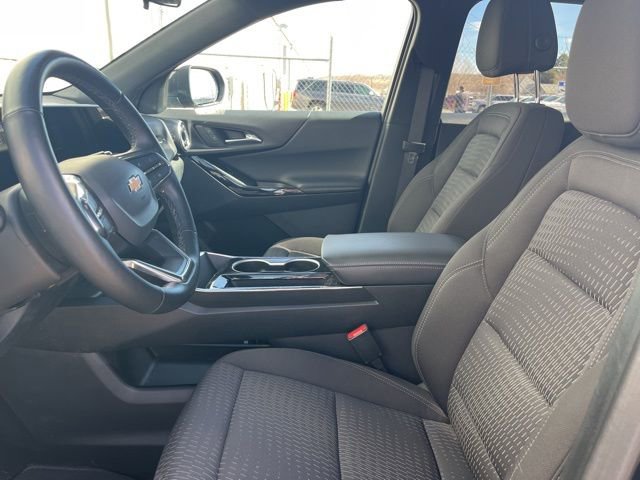 Used 2025 Chevrolet Equinox LT image 9