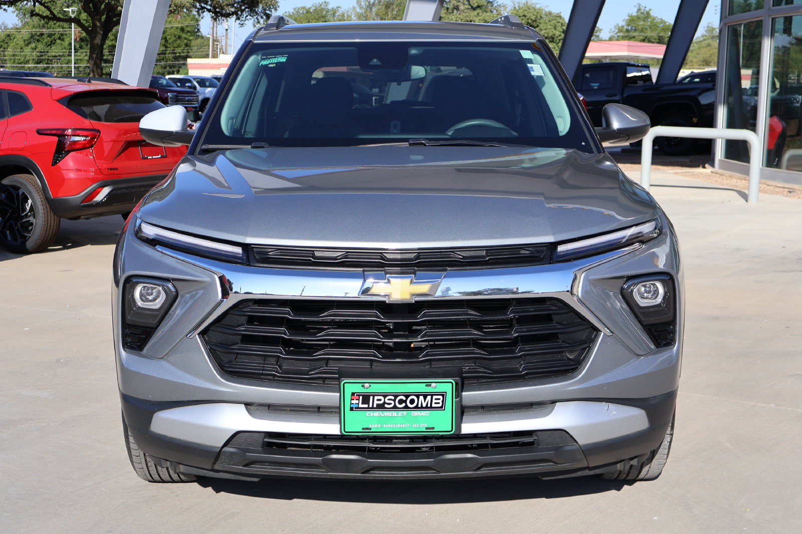 Used 2025 Chevrolet TrailBlazer LT AWD/4WD image 3