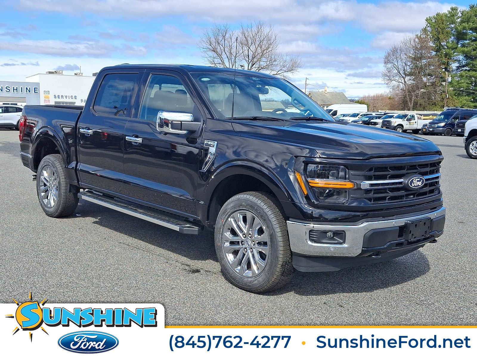 New 2025 Ford F150 XLT w/ Equipment Group 302A MID