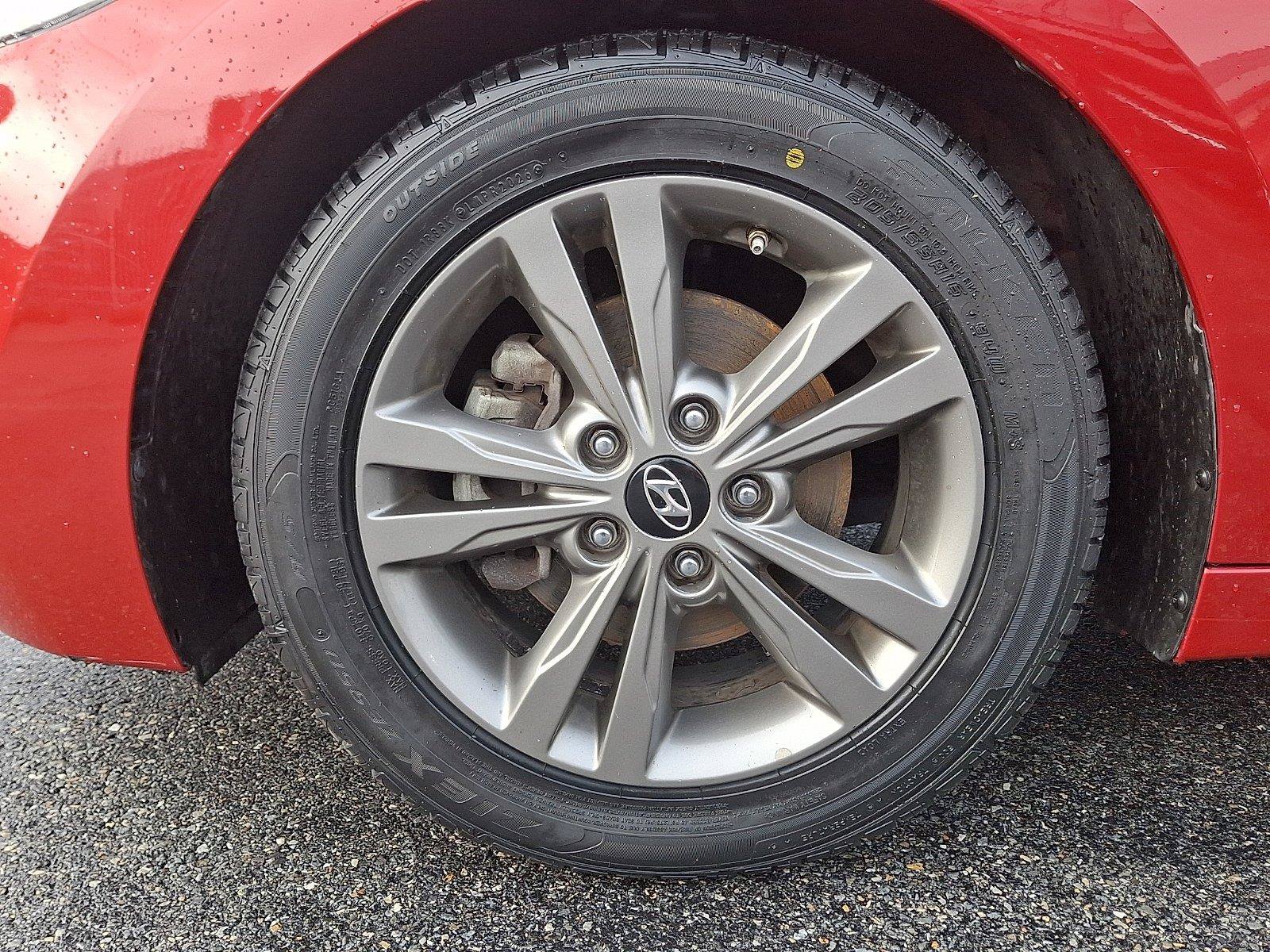 Used 2017 Hyundai Elantra SE FWD image 7