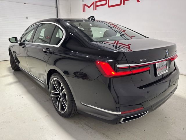 Used 2022 BMW 750i xDrive w/ Luxury Rear Seating Package image 7