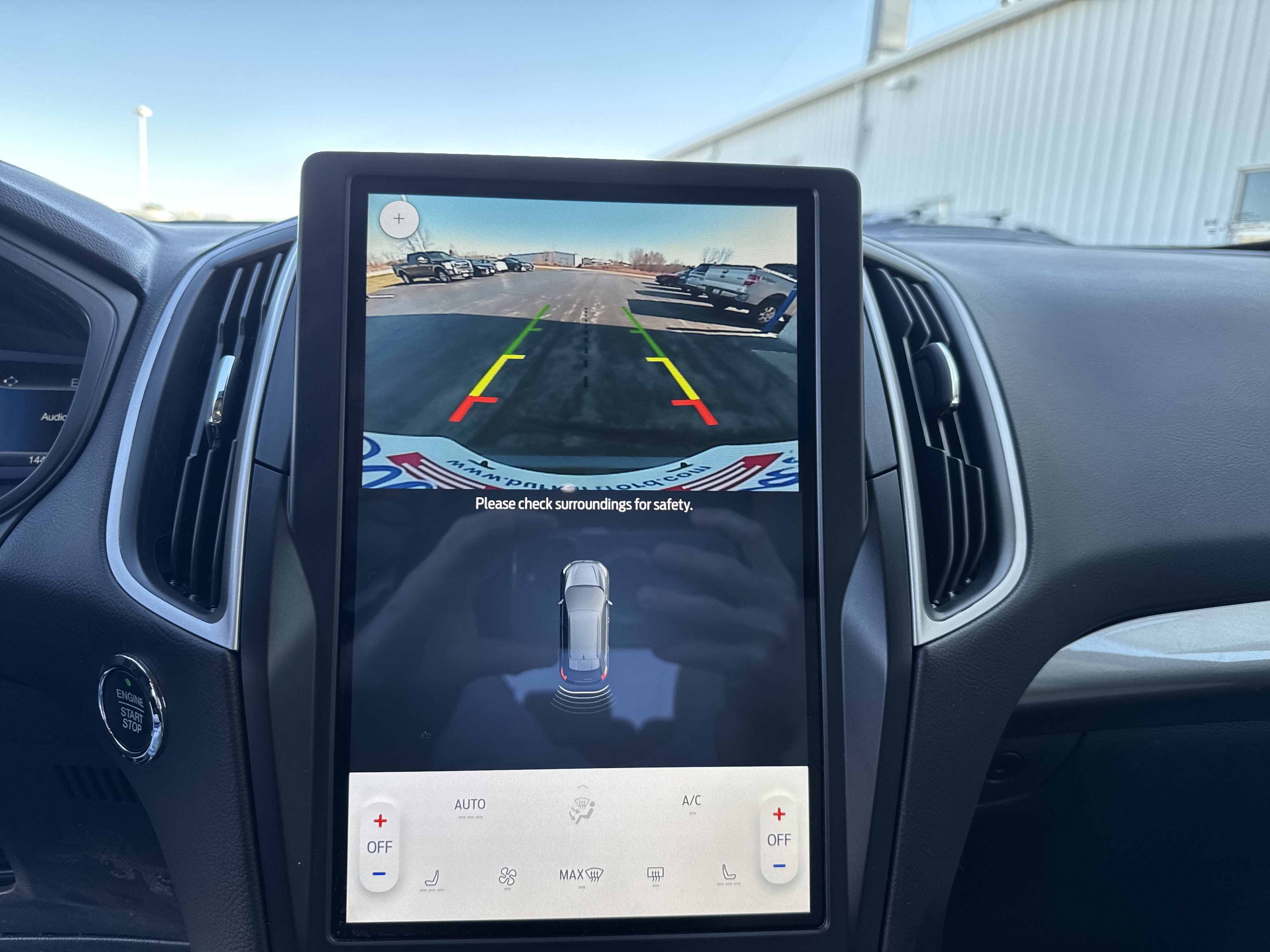 Used 2024 Ford Edge SEL image 40