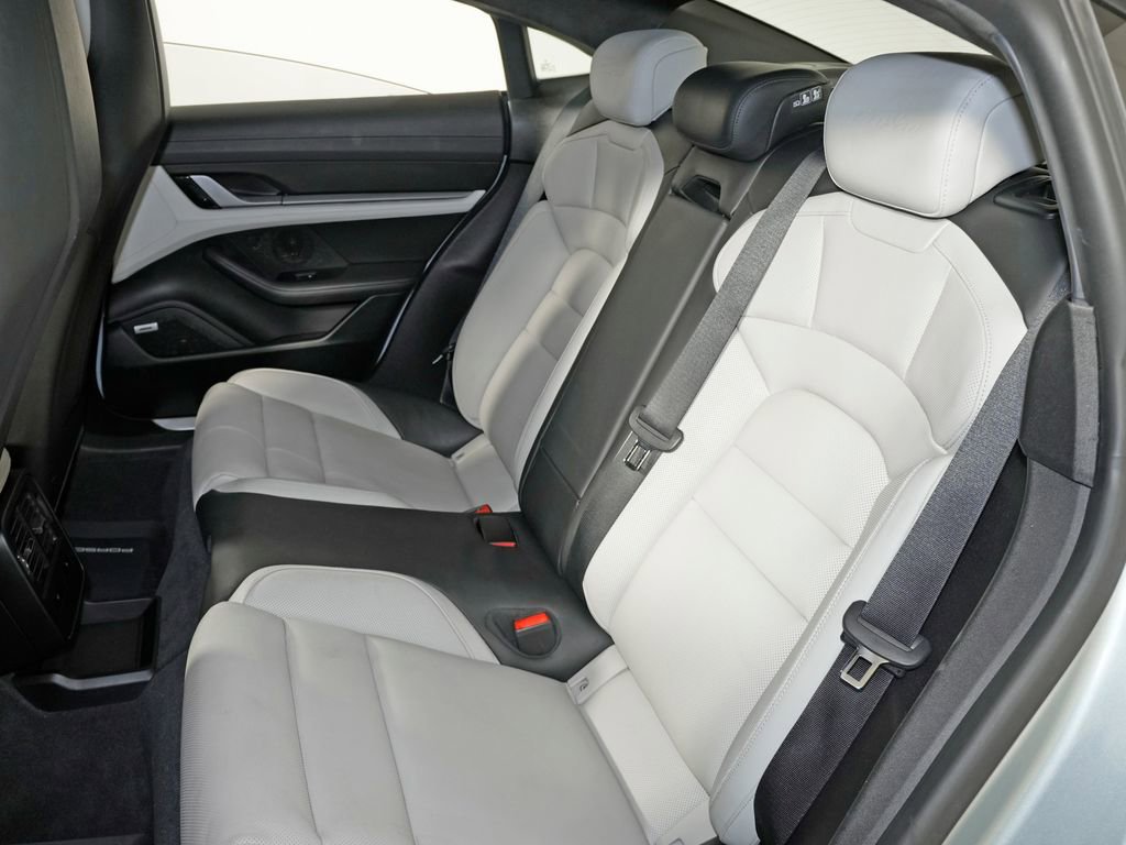 Certified 2020 Porsche Taycan Turbo AWD/4WD image 38