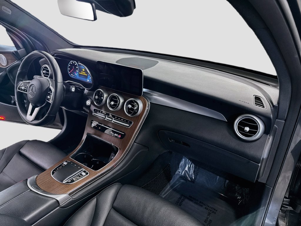 Certified 2020 Mercedes-Benz GLC 300 4MATIC image 35